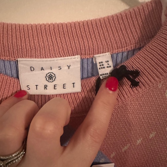 NWT! Daisy Street Sweater - Picture 2 of 2